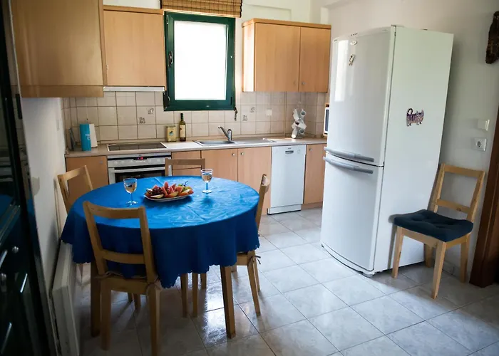 Дом отдыха Maisonette With Sea And Mountain View !!! Криопиги