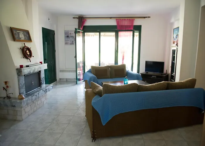 Дом отдыха Maisonette With Sea And Mountain View !!! Криопиги
